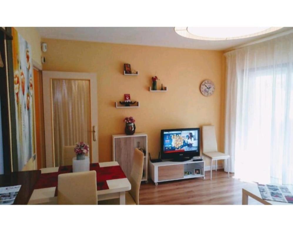 Uhc Casalmar Apartments Salou Bagian luar foto